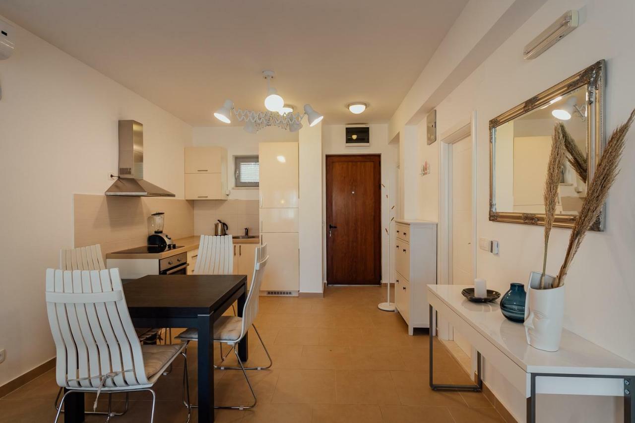Acacia Hill A3 Apartment Ðenovići Exterior foto