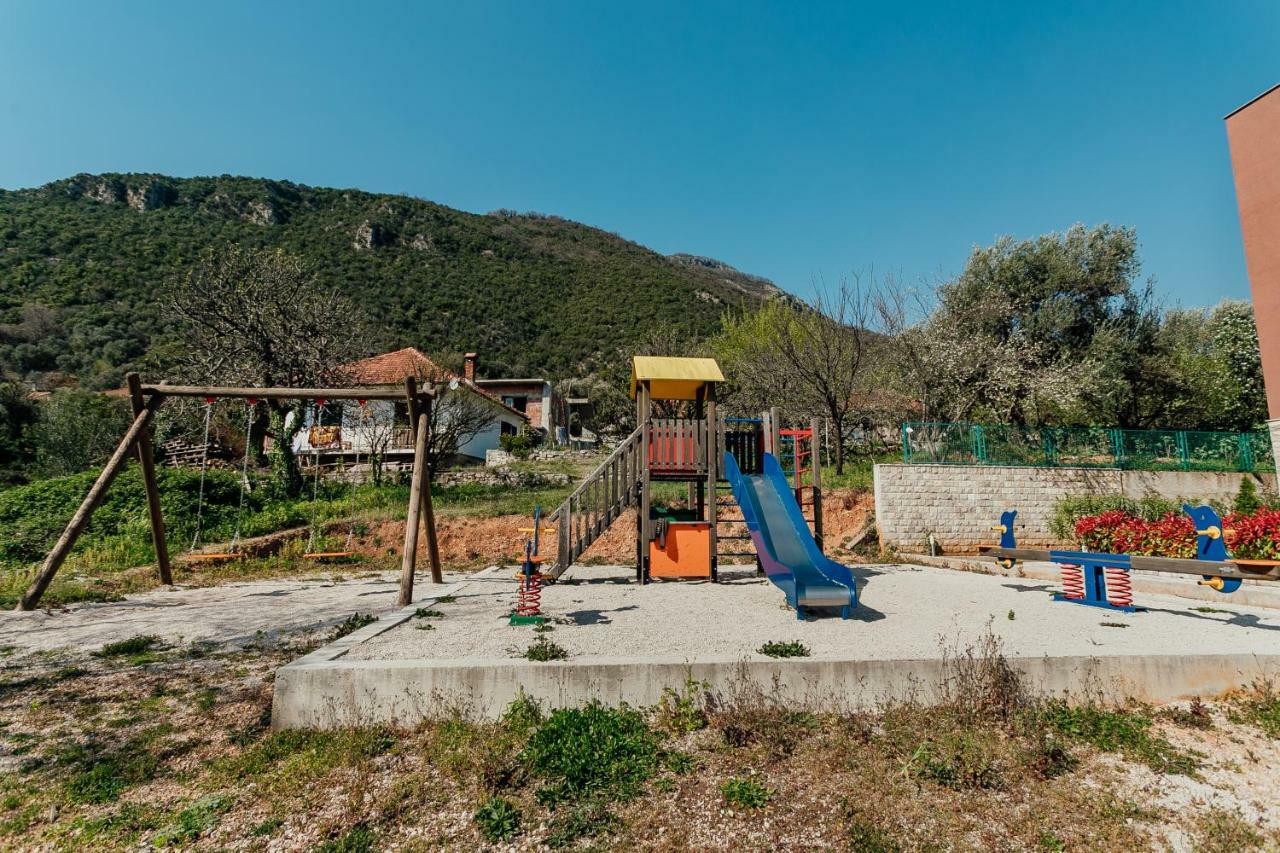 Acacia Hill A3 Apartment Ðenovići Exterior foto